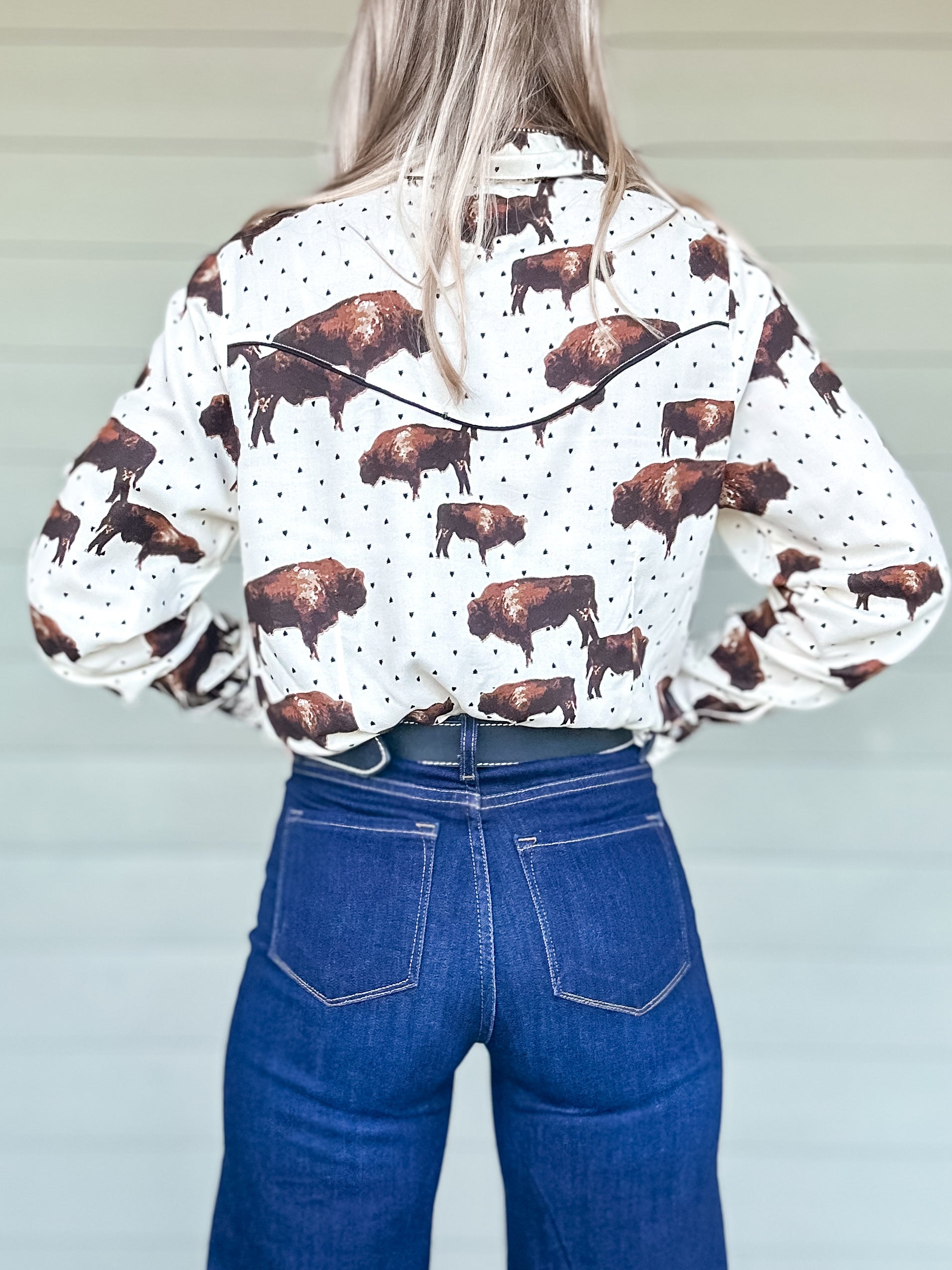 Buffalo Cowgirl Pearl Snap Button Up