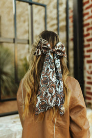 Lucky Cowgirl Prep Bow