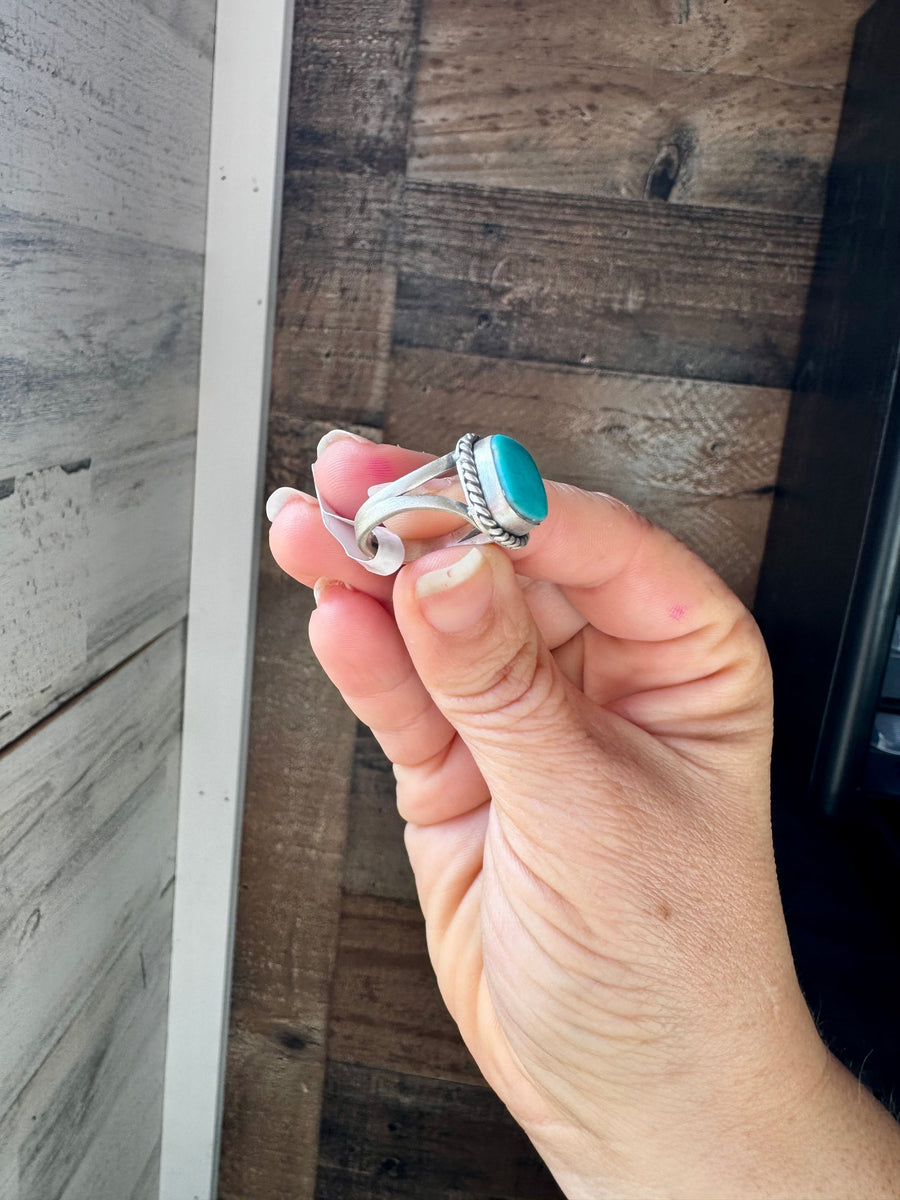 Square Kingman Turquoise Ring – Sterling Silver