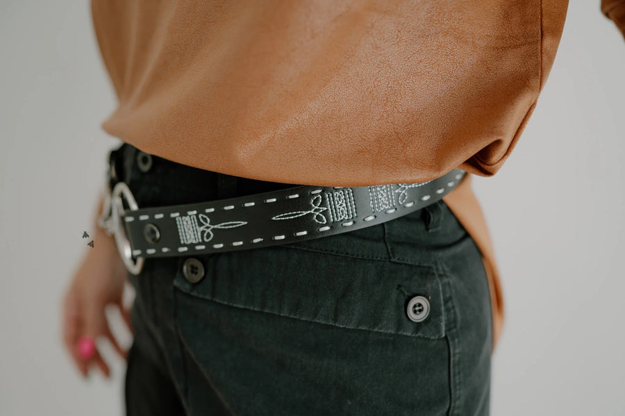 Bitty Belt (Black)