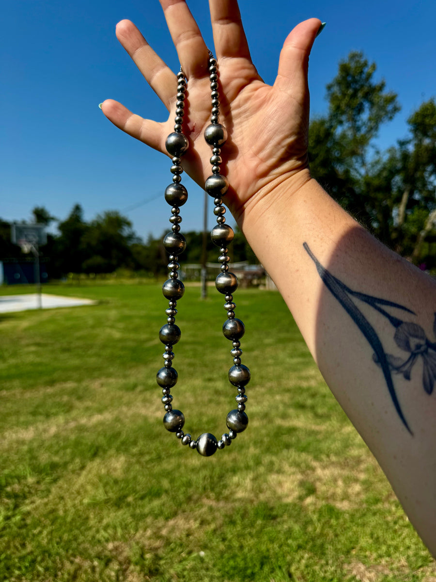 Sterling Silver Pearl Necklace – Mixed Sizes – 23"