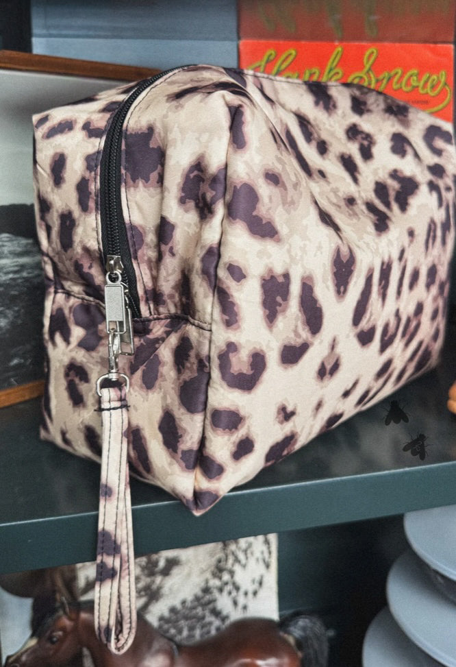 Leopard Traveler Bag