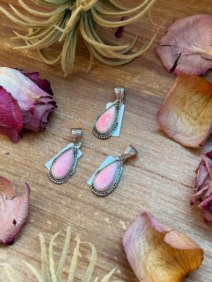 Pink Conch Shell Sterling Silver Pendant – Teardrop Shape