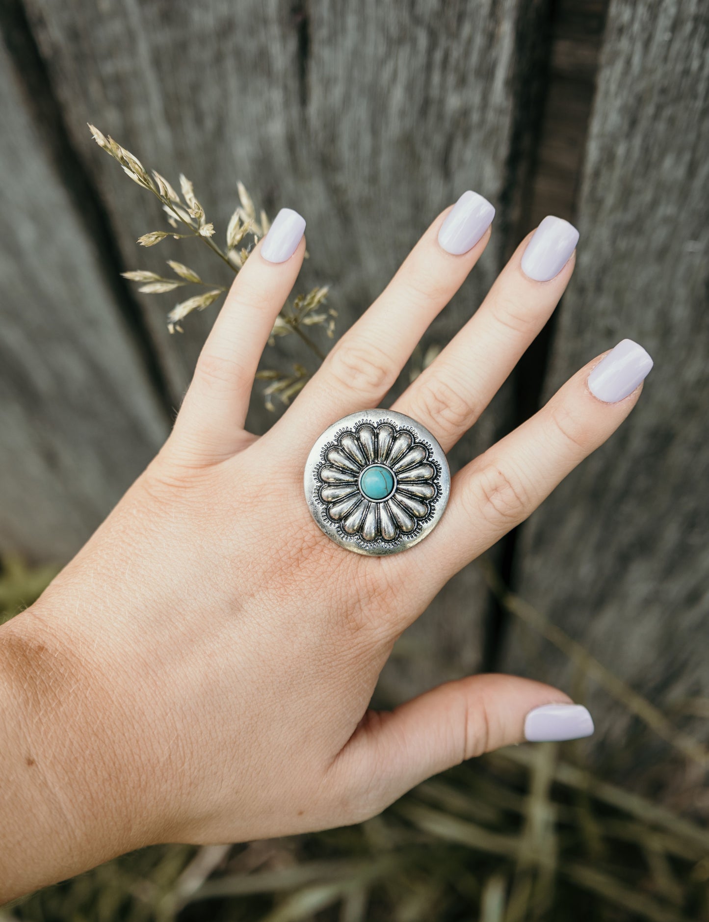 Turquoise flower stretch ring